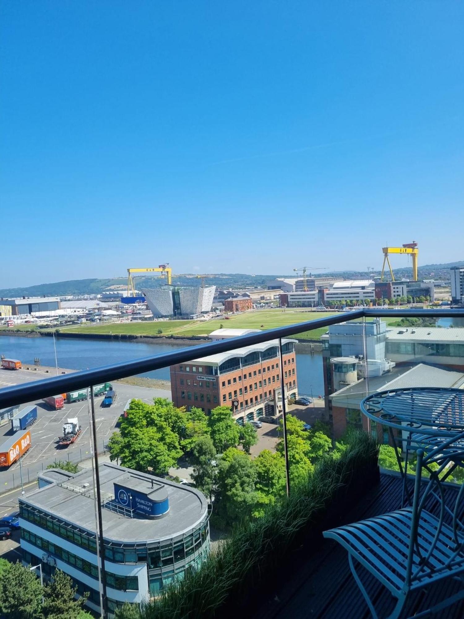 Sailortown Stays - 4 Star Luxury Apartment Belfast Bagian luar foto