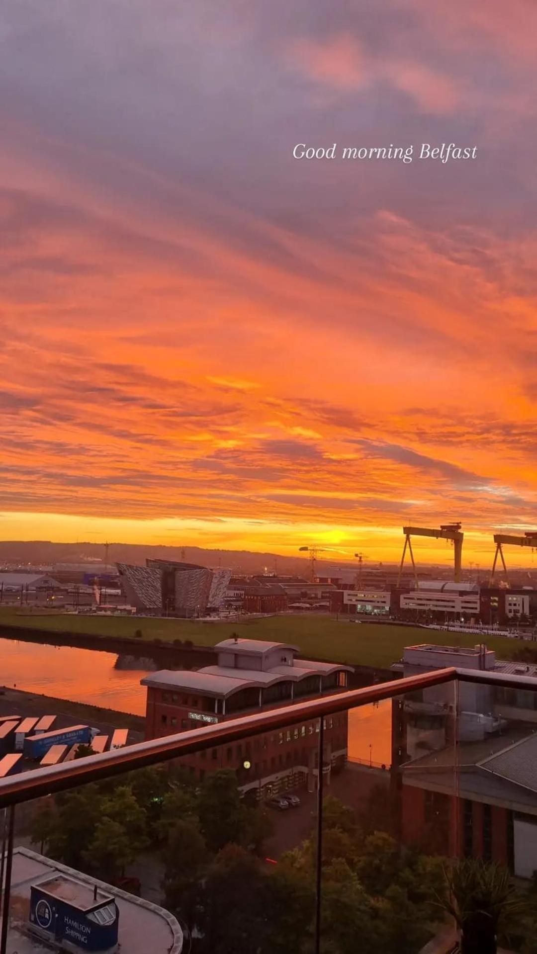 Sailortown Stays - 4 Star Luxury Apartment Belfast Bagian luar foto